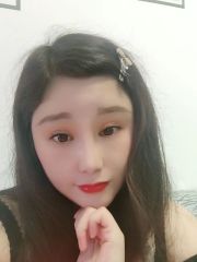 美腿样样有的小嫩妹制服诱惑