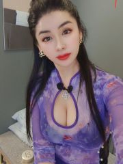 豹纹大奶骚妇