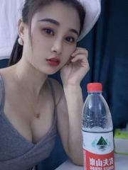 武进区会动会夹的妹子