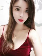 美女温柔可爱乖巧