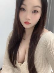 瑜伽美女小肥穴骚得很
